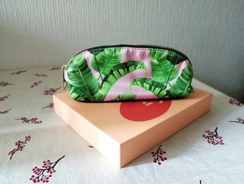 Trousse "tropicale" 20 cm