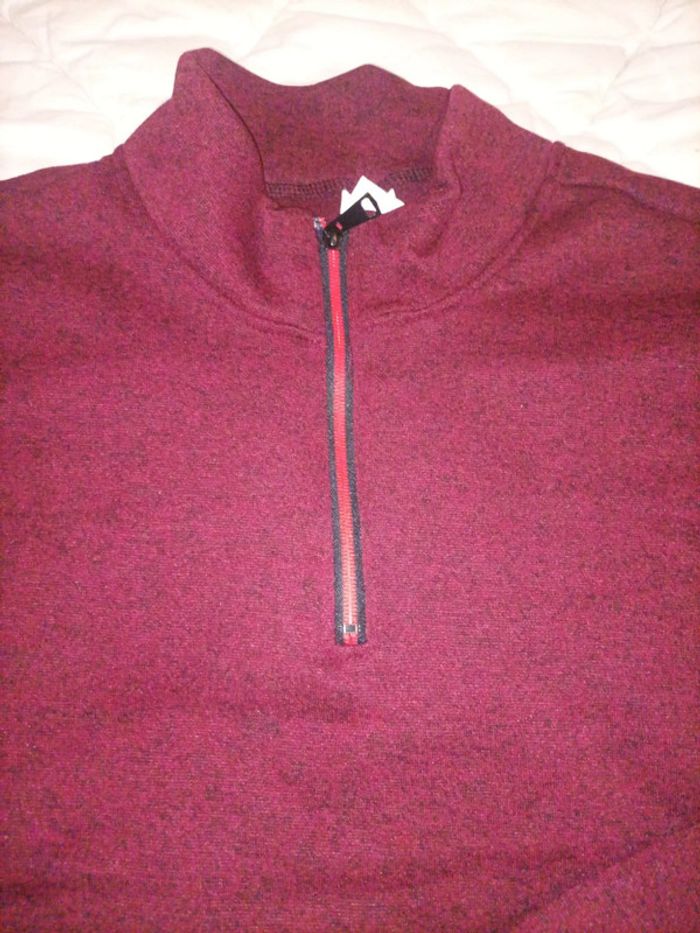 Sweat neuf - photo numéro 2