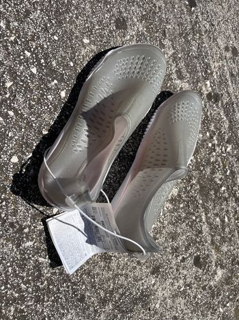 Chaussures de plage neufs pointure 36