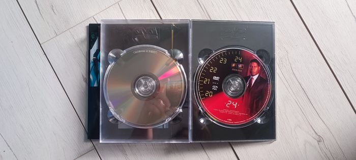 💿 Coffret DVD 24h chrono Saison 1 💿 - photo numéro 8
