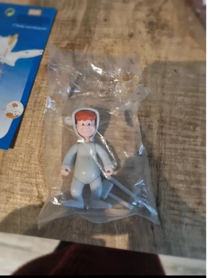 Figurine radeau garçon perdu peter pan famosa - photo numéro 5