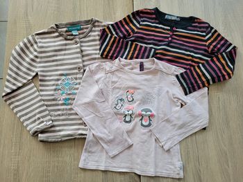 Lot de 3 hauts fille en 7 ans
