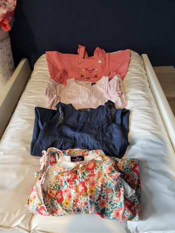 Lot vêtements bébé fille 12 mois