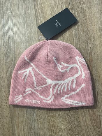 Bonnet arc’teryx bird head toque rose