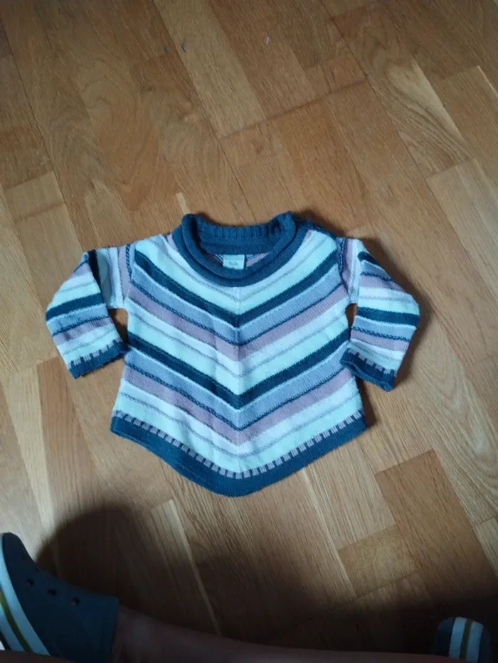 Pull rayé 6 mois