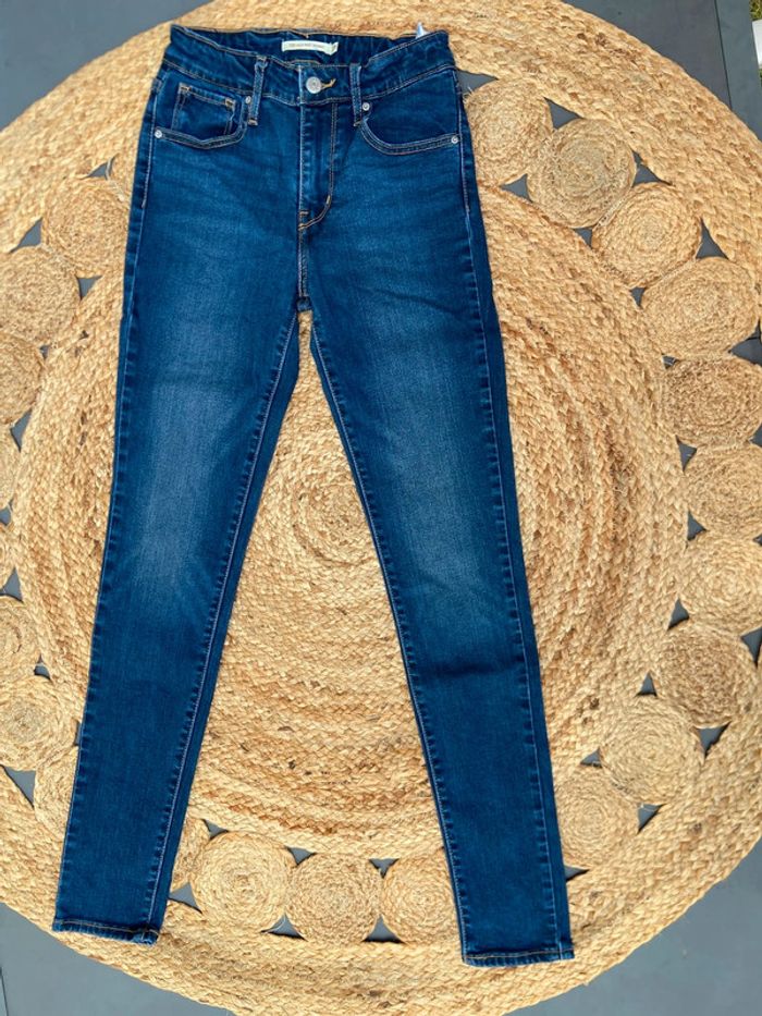Jean fille femme w25 L32 levi’s - photo numéro 2