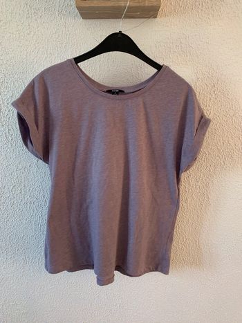 T-shirt avec laçage dans le dos taille M