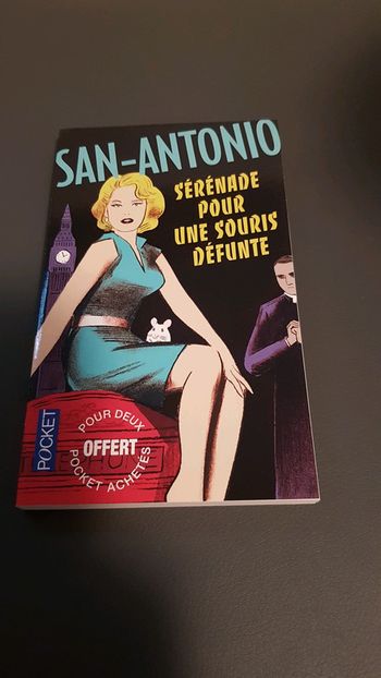 Sérénade pour une souris défunte San Antonio