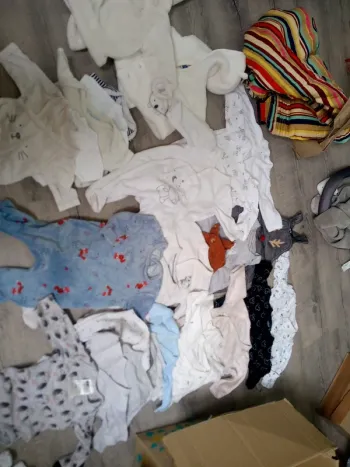 Lot vêtements naissance