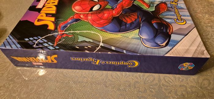 Livre comptines et figurines marvel spiderman - photo numéro 2