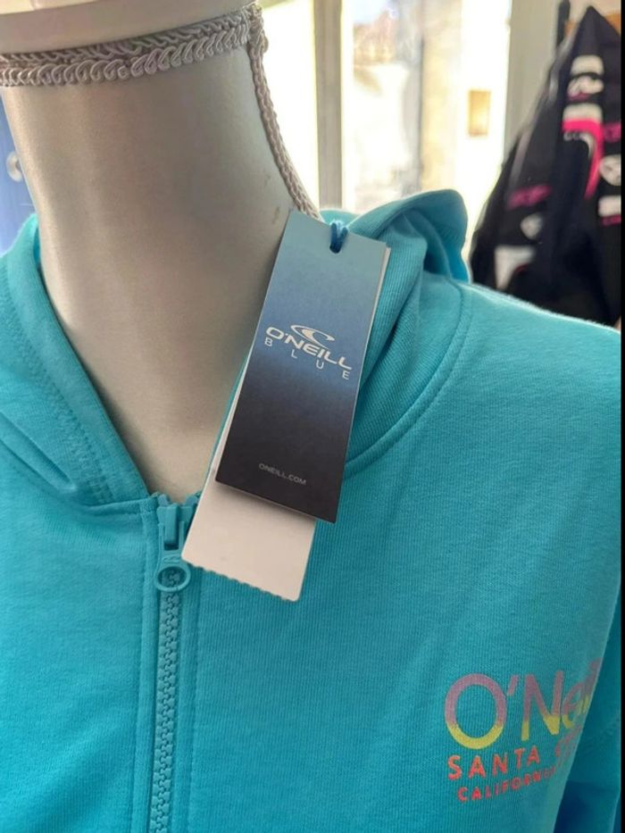 Sweat o’neill fille valeur 55,99€ - photo numéro 2