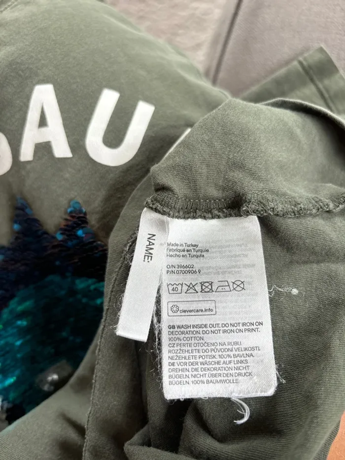 T-shirt H&M dinosaure 8/10 ans 100% coton - photo numéro 5