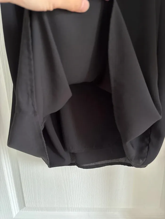 Robe noire taille M - photo numéro 4