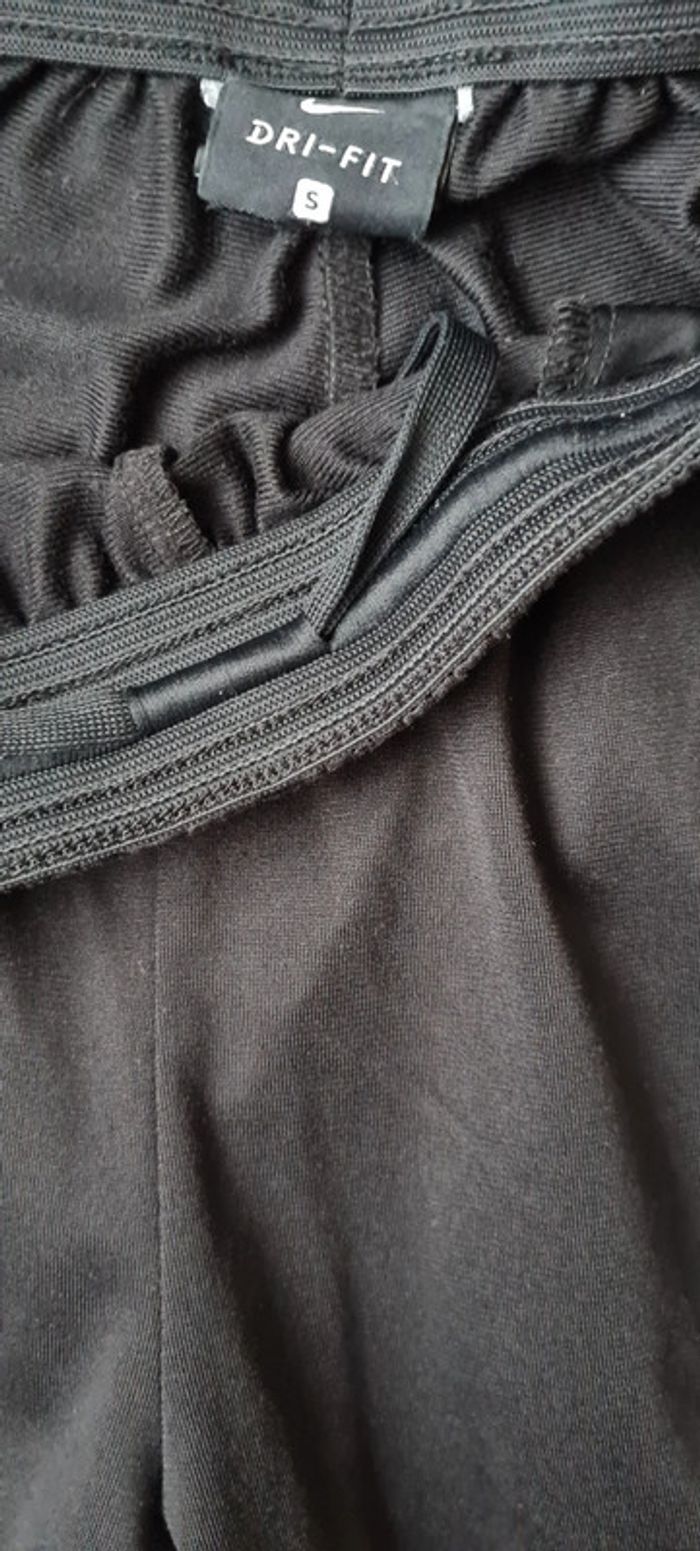 Ensemble Nike - photo numéro 3
