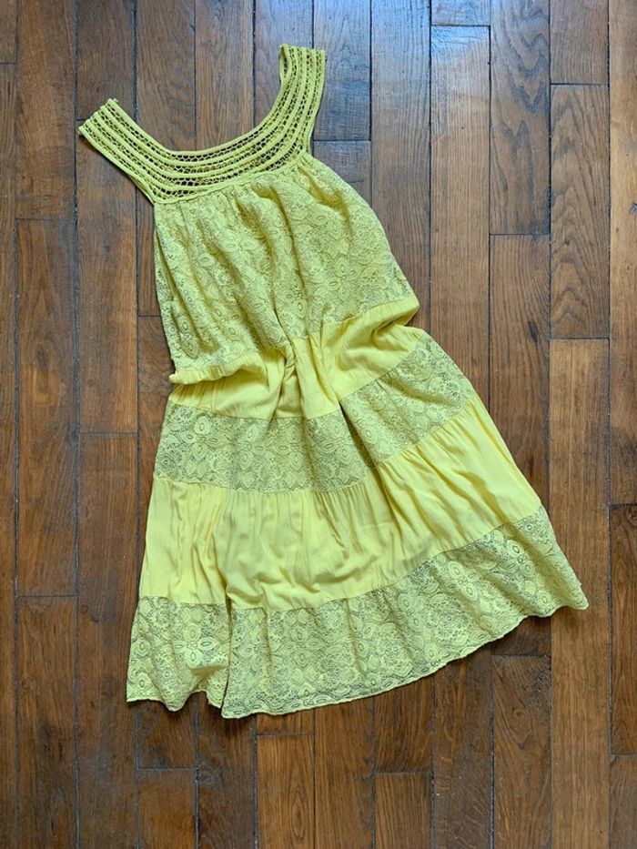 Robe jaune fluide dentelle taille s 36 - photo numéro 8