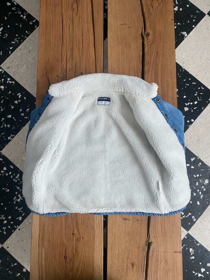 Veste en jean doublée moumoute – KIABI – Taille 3 ans (90-97 cm) - photo numéro 3