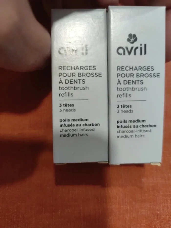 Lot de deux paquets recharge de 3 têtes pour brosse à dents avril - photo numéro 2