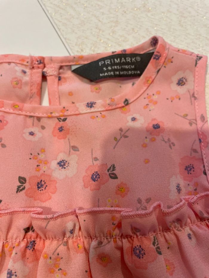 Blouse primark 5-6 ans neuve - photo numéro 3