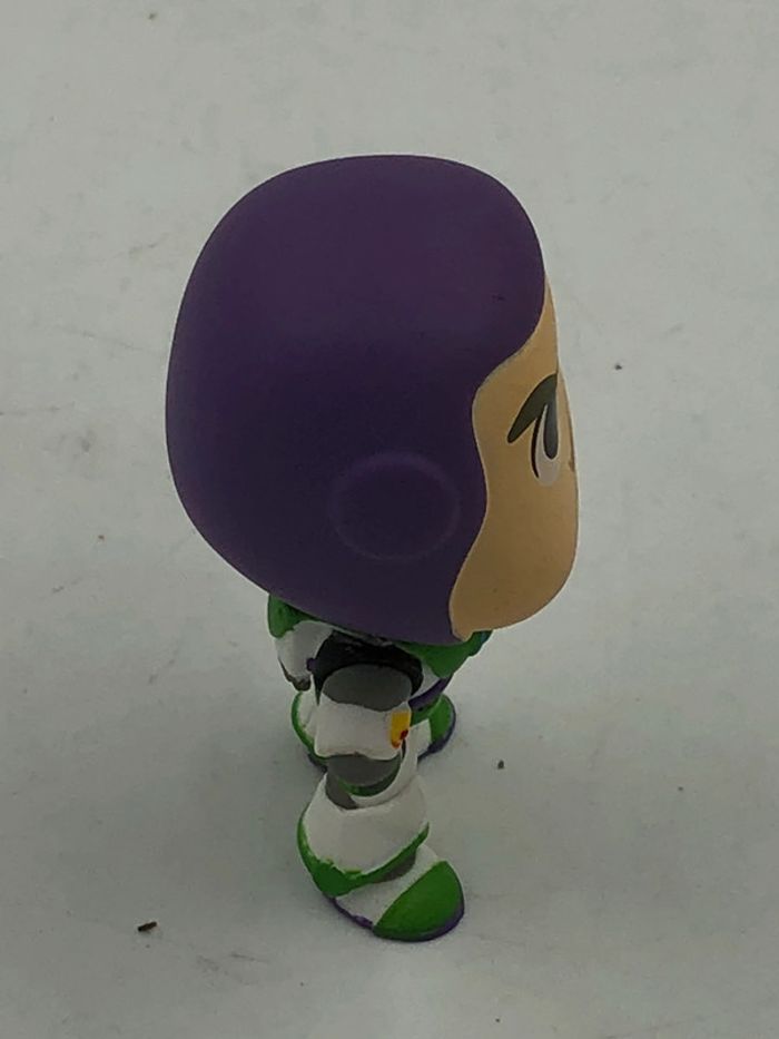 Petite figurine Funko Pop Toy Story Buzz l’éclair - photo numéro 4