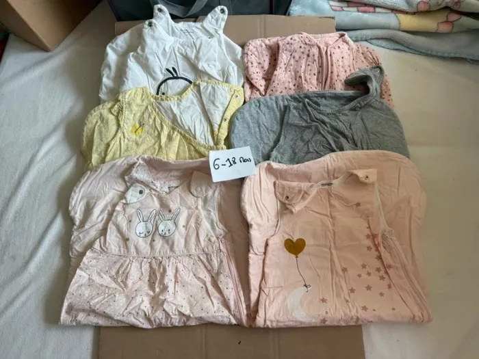 Lot de 6 gigoteuses /turbulettes