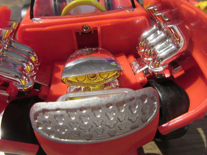 Bolide transformable avec Mickey Top départ - photo numéro 5