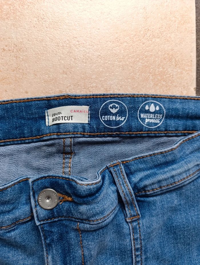 Jean bootcut Camaïeu Taille 44 - photo numéro 2