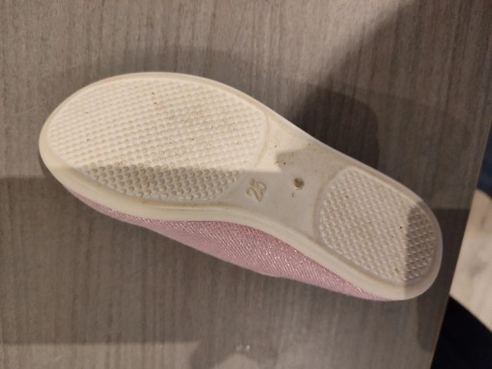 Ballerines/chaussons fille taille 25 - photo numéro 3