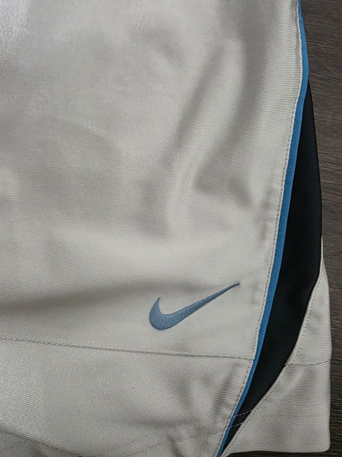 🔥Short Nike Blanc 158-170 cm prix CASSÉ 🔥 - photo numéro 3