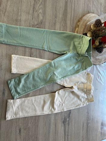 Lot de 2 pantalons style legging 5 ans 