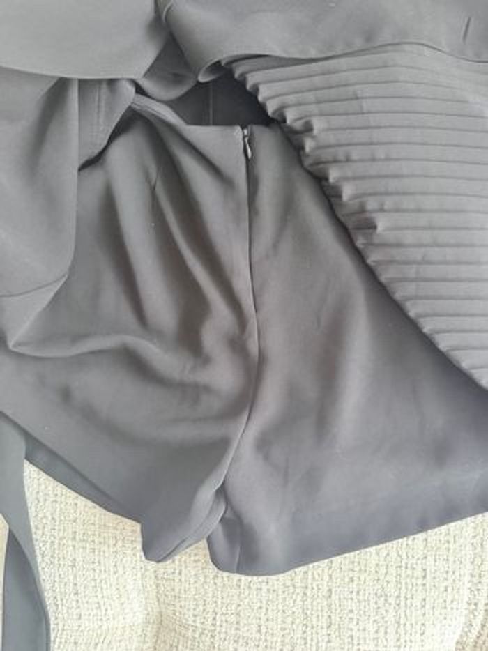 Robe blazer short Zara noire plissée élégante taille S - photo numéro 3