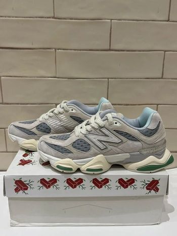 New Balance 9060 x Bricks & Wood Beige
AW73
39.5