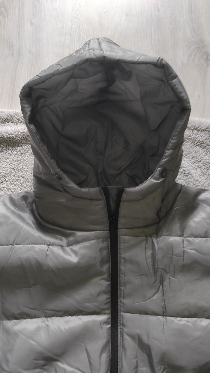 🧥 Doudoune grise neuve Taille M - photo numéro 3