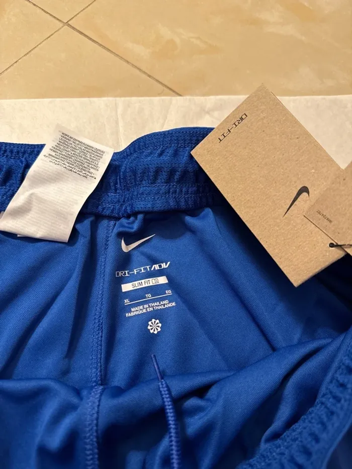 Short de foot Nike équipe de France taille XL adulte authentique neuf - photo numéro 7