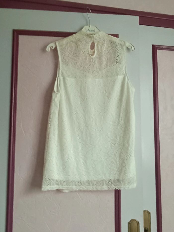 Blouse écru dentelle " Cache cache" en T.38 - photo numéro 6