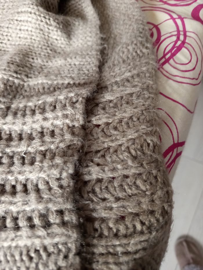 Pull poncho beige - photo numéro 2