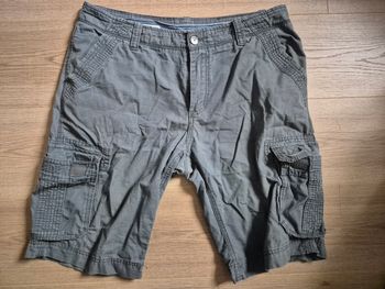 SHORT GARÇON GRIS C&A Taille US 33 => TAILLE FR 42/43
