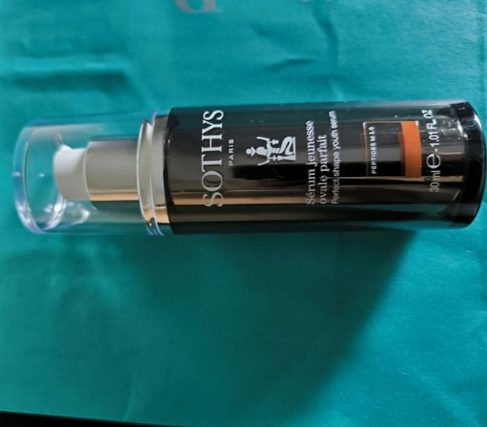 Sérum jeunesse ovale parfait