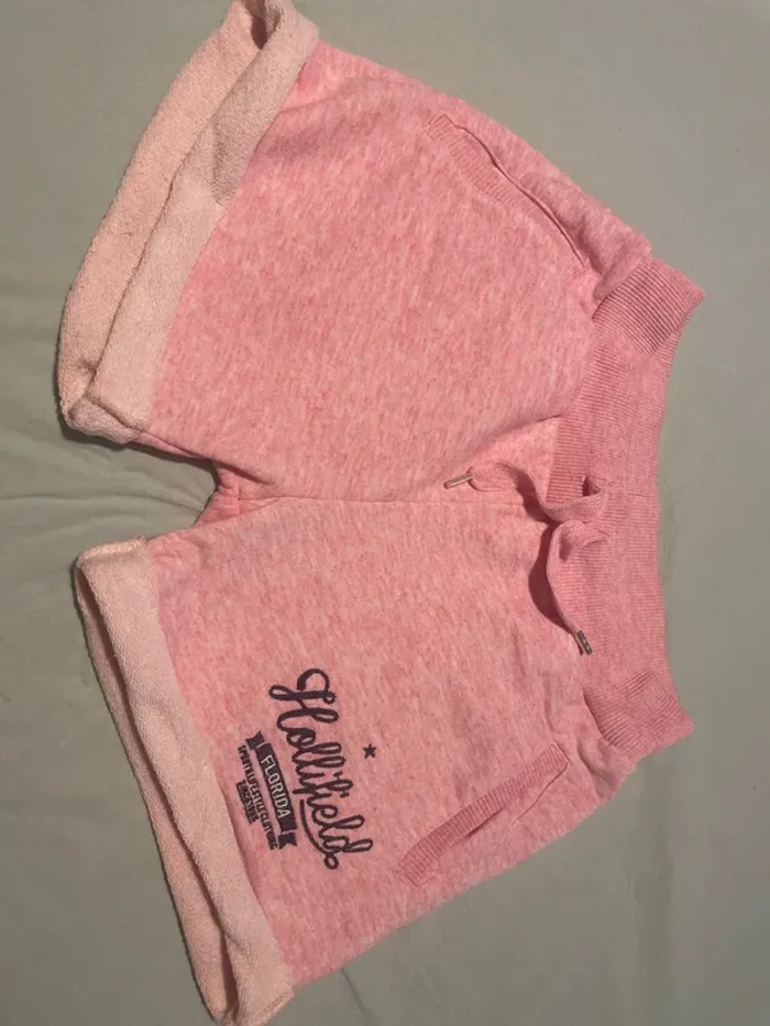Short M - photo numéro 2