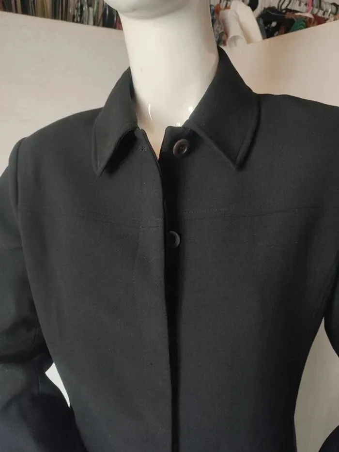 Veste noire - photo numéro 3