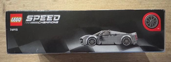 LEGO 76915 : Pagani Utopia - photo numéro 3