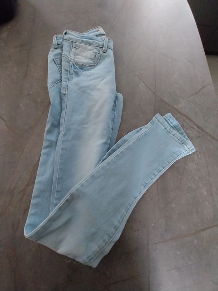 Jean slim jennyfer taille 32 - photo numéro 3