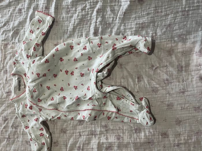 Vêtement pour filles 1 mois - photo numéro 9