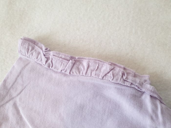 Tshirt oversize lila manches froufrous - T86 - Zara - photo numéro 2