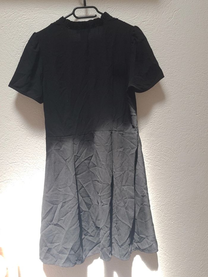 Robe noir évasé femme - photo numéro 3