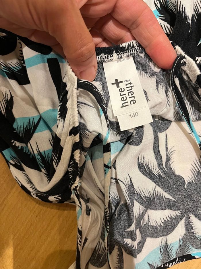 Robe ete C&A taille 10 ans - photo numéro 3