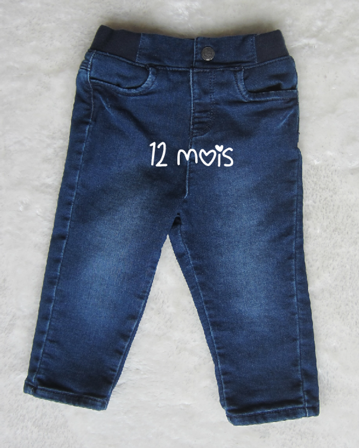 Jeans neuf 12 mois