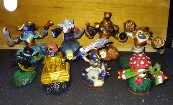 Lot figurines Skylanders