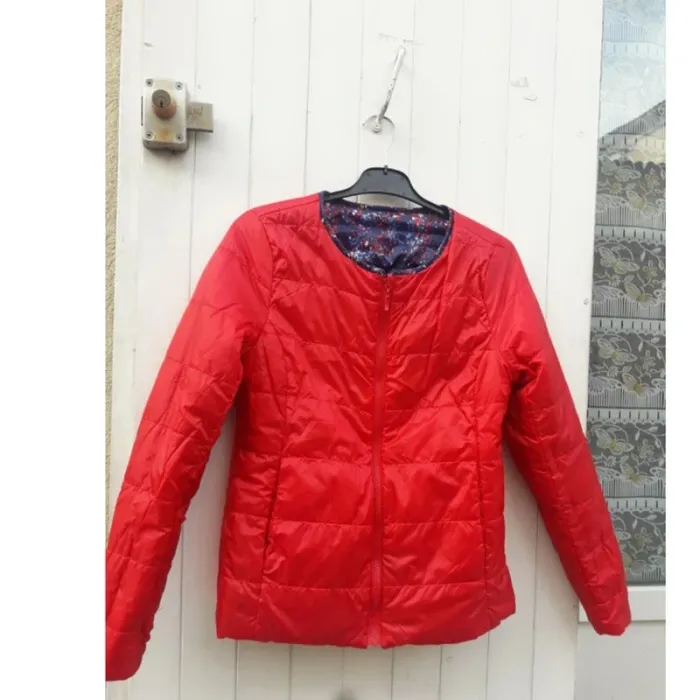 Blouson réversible femme avec fleurs violet et rouge taille 38 - photo numéro 3