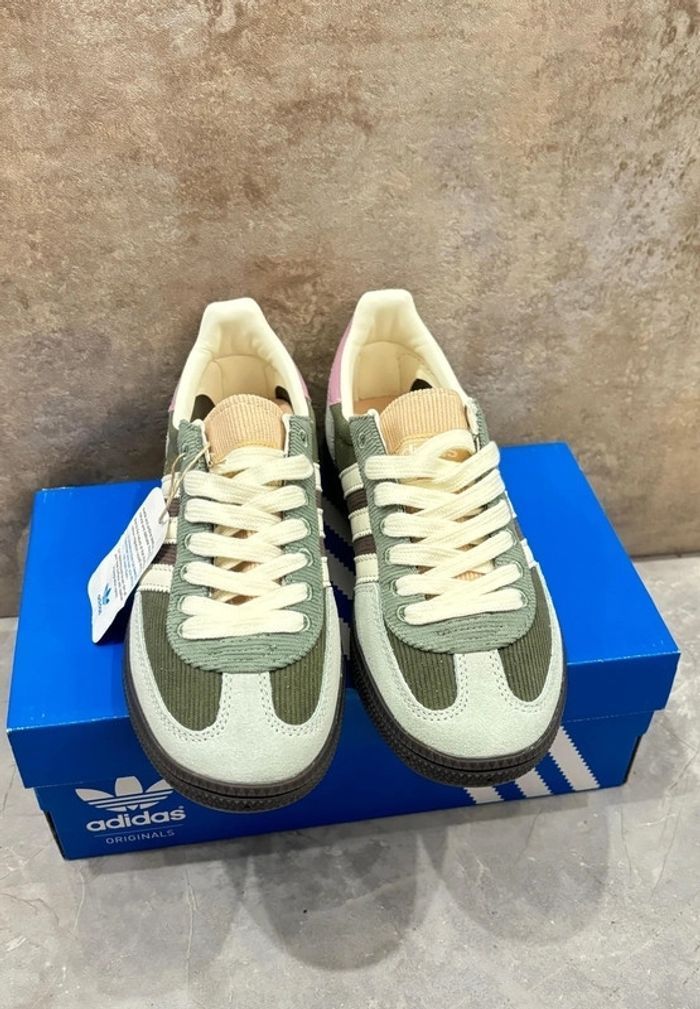 Adidas Handball Spezial Sneaker taille 36 - photo numéro 4