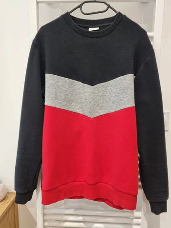 Pull neuf